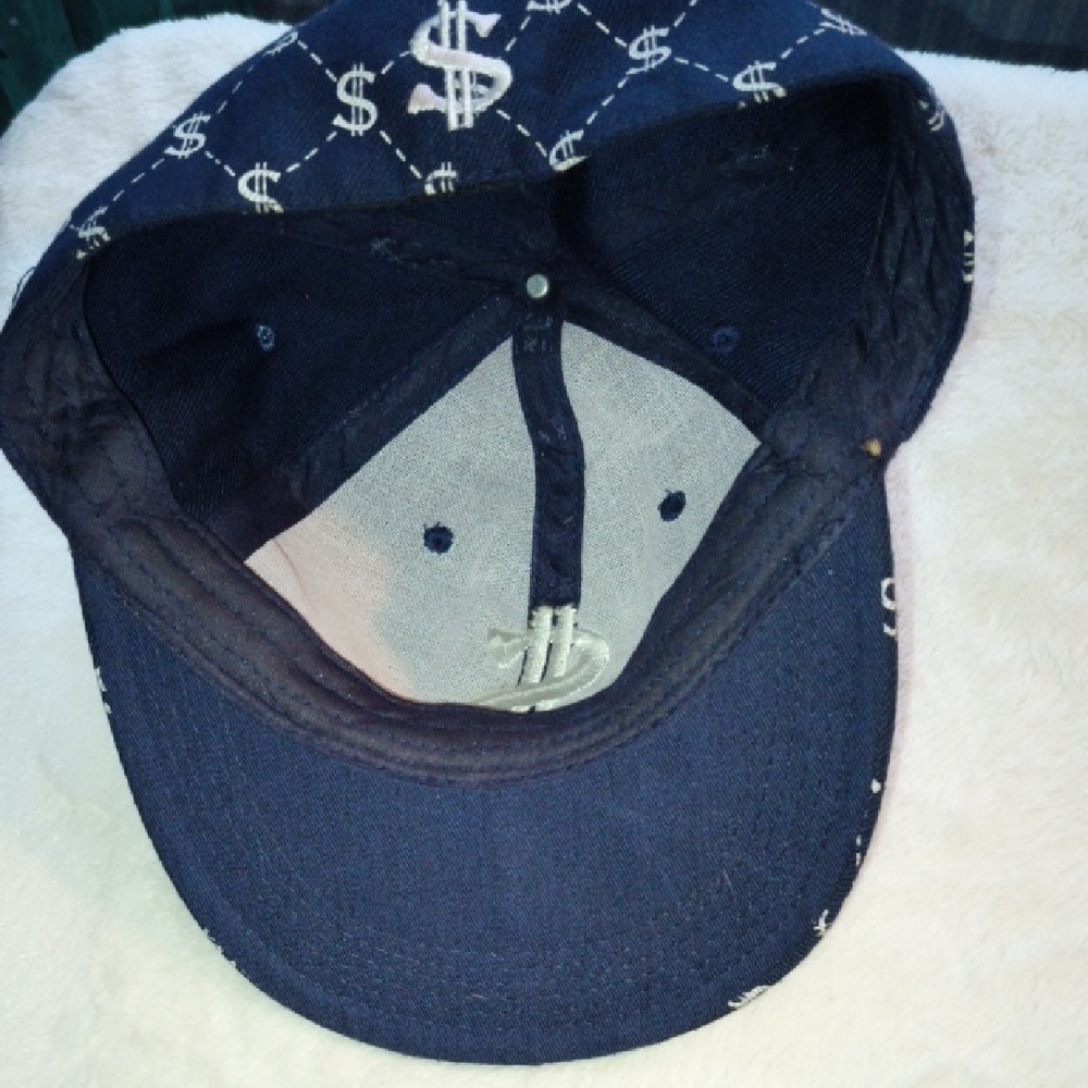 Navy Cap with Dollar Sign Pattern - Picture 4 of 7